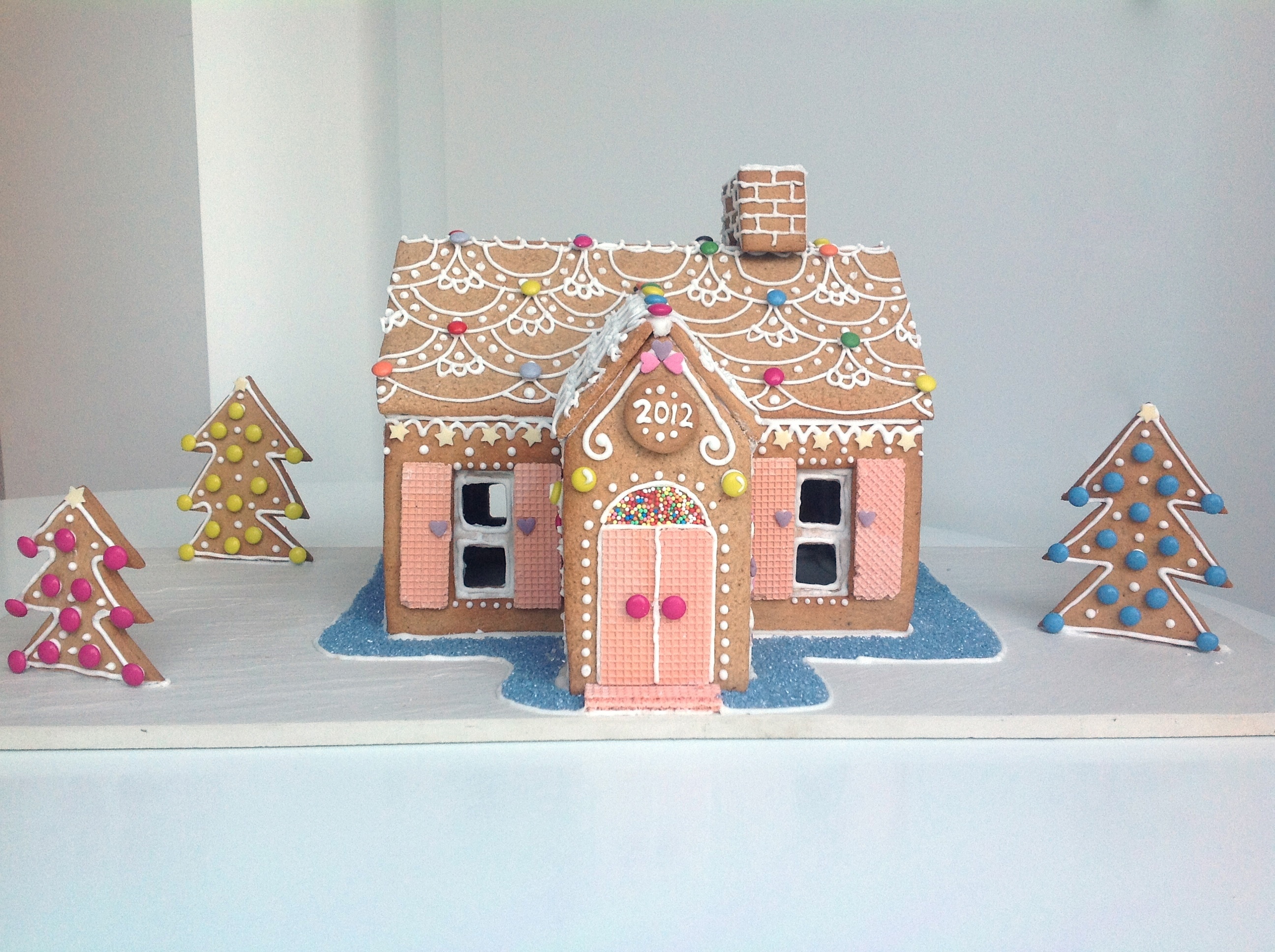 Homemade gingerbread house.  pie mummy